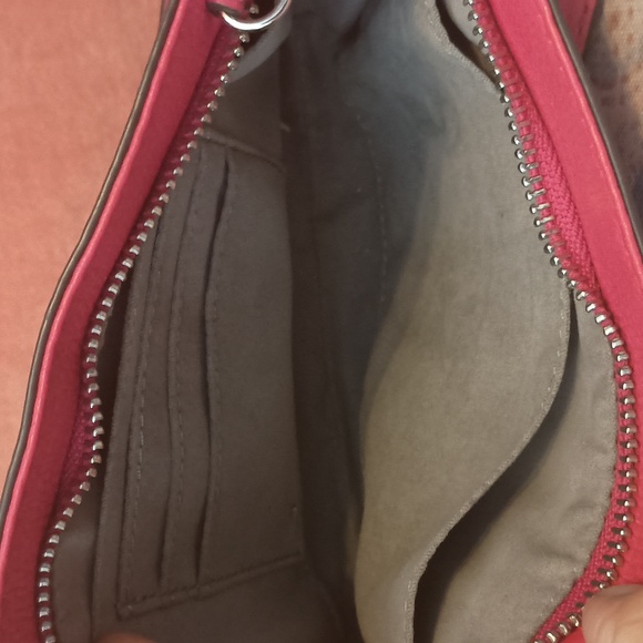 Vince camuto crossbody - Picture 4 of 7